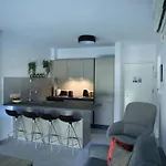 Appartement Lovely Cozy One Bedroom With Pool