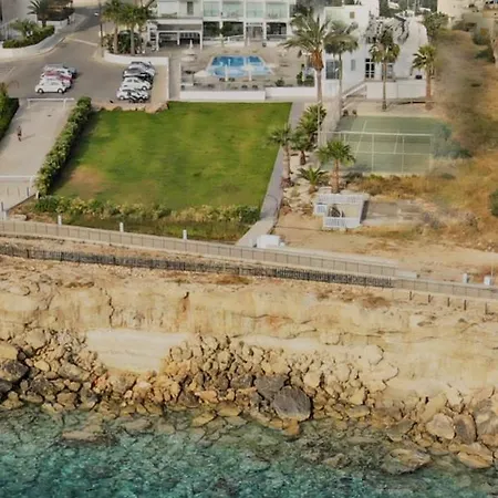 Lovely Cozy One Bedroom With Pool プロタラス