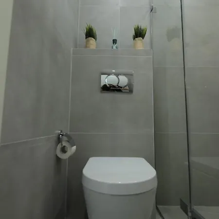 Lovely Cozy One Bedroom With Pool *