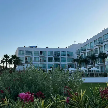 Lovely Cozy One Bedroom With Pool Διαμέρισμα