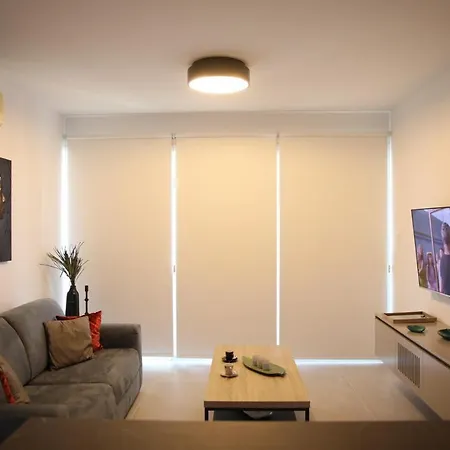 Apartment Lovely Cozy One Bedroom With Pool *