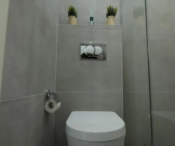 Lovely Cozy One Bedroom With Pool *