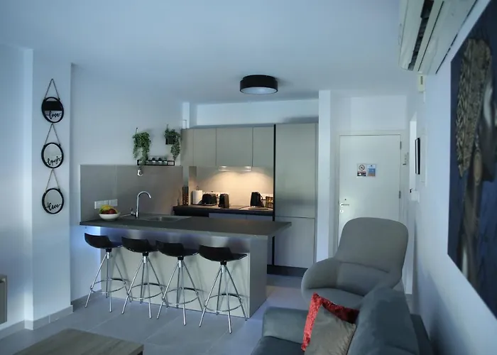 Διαμέρισμα Lovely Cozy One Bedroom With Pool