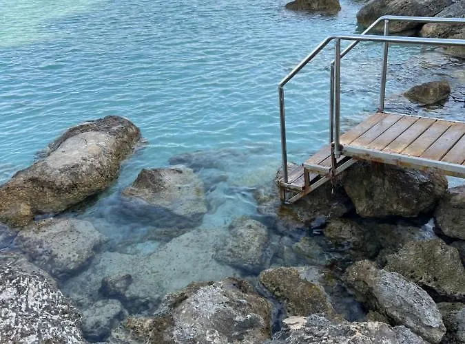 Lovely Cozy One Bedroom With Pool