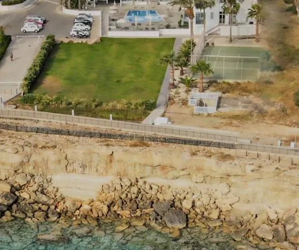 Lovely Cozy One Bedroom With Pool Protaras